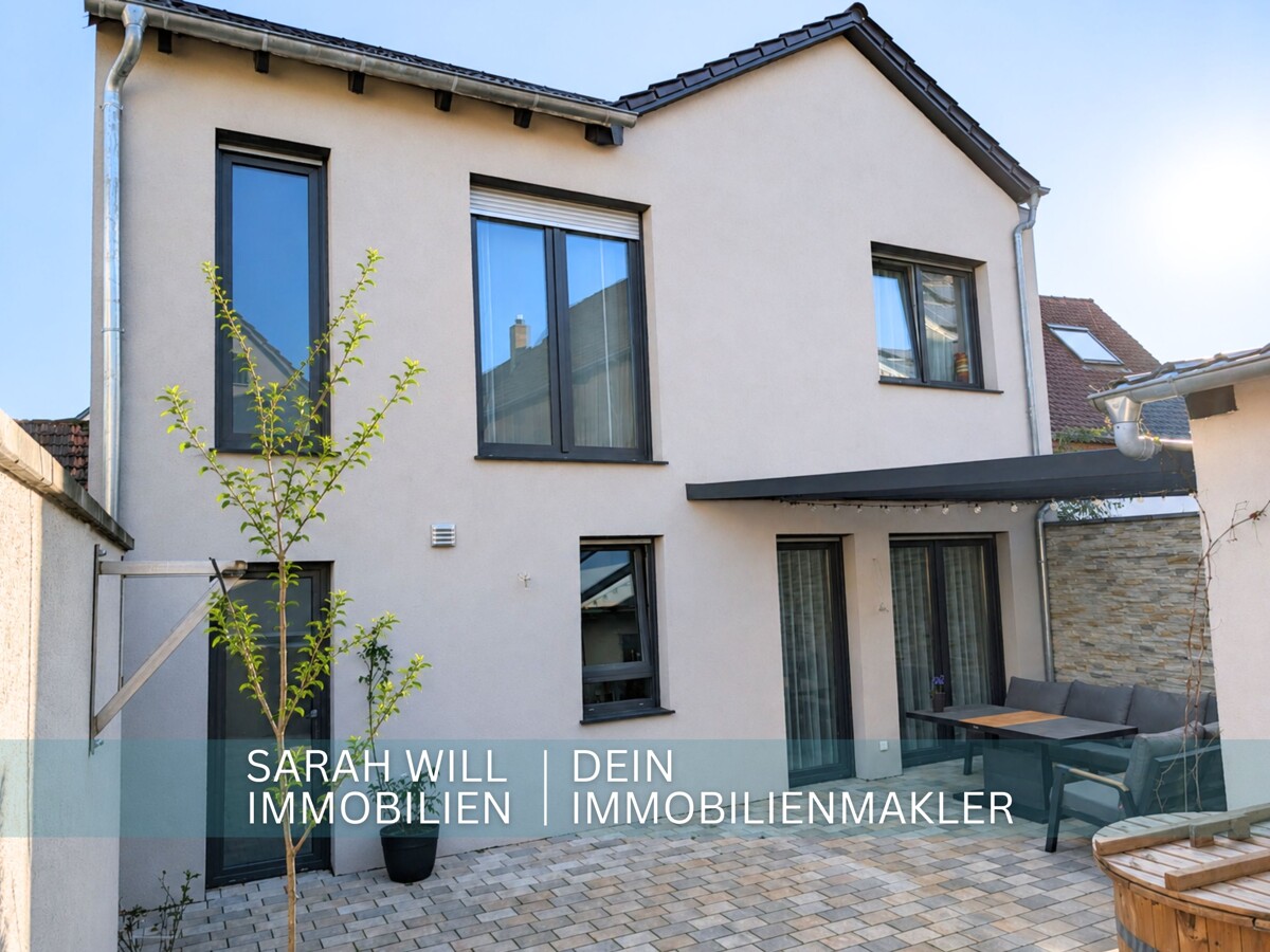 Neuwertiges EFH (Bj 2020) mit Pool, Sauna, EBK & hochwertigem Wohnambiente in Offenbach bei Landau